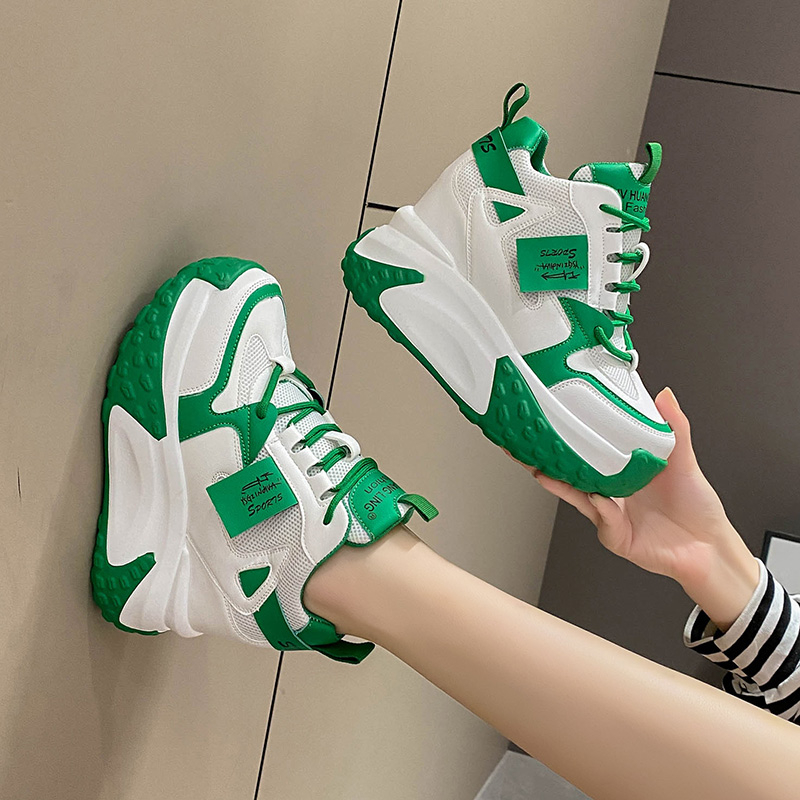 Zapatillas Deportivas de Plata - Sewing Net reseña y precio