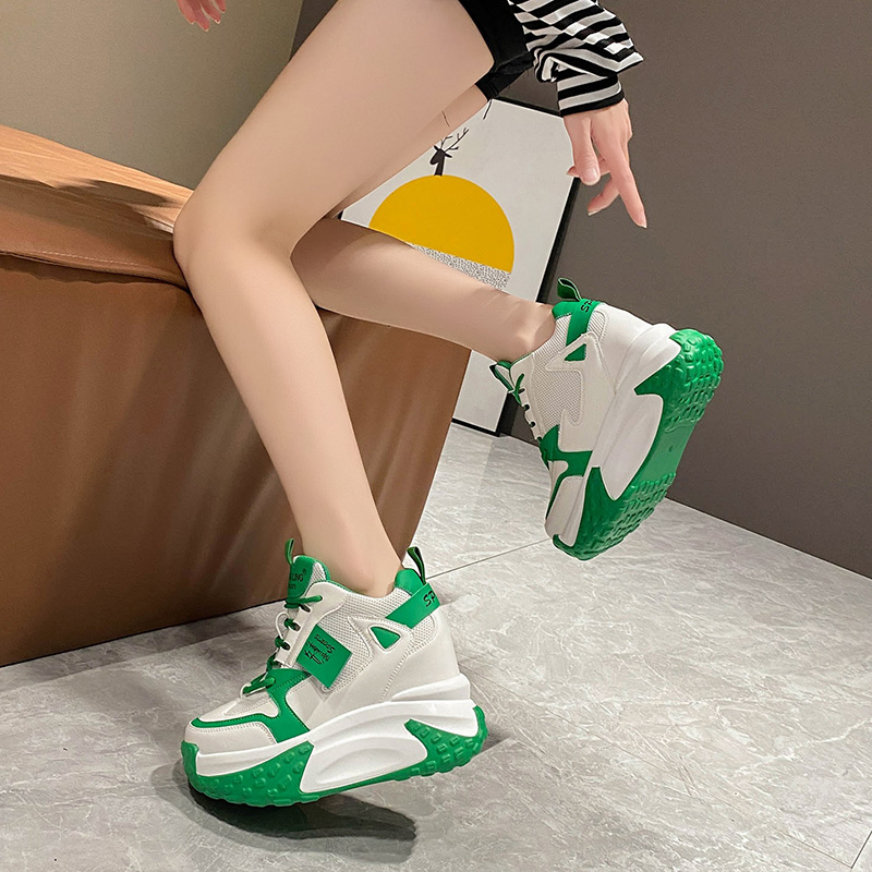 Zapatillas Deportivas de Plata - Sewing Net reseña y precio